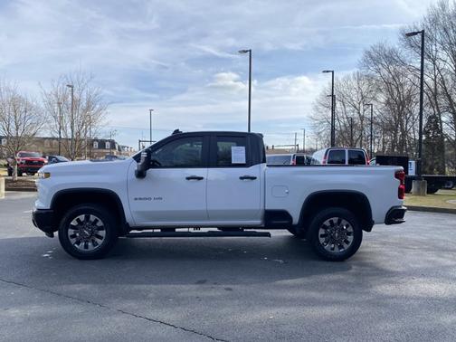 2024 Chevrolet Silverado 2500 Custom