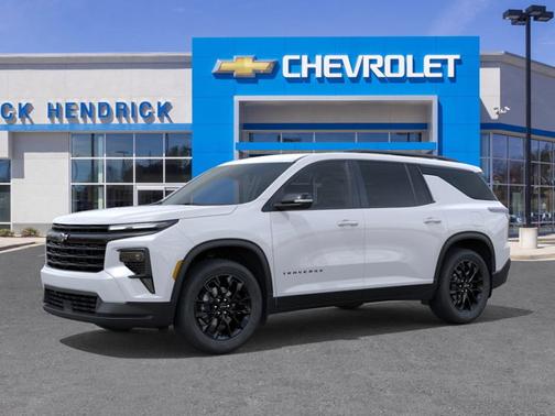2026 Chevrolet Traverse FWD LT