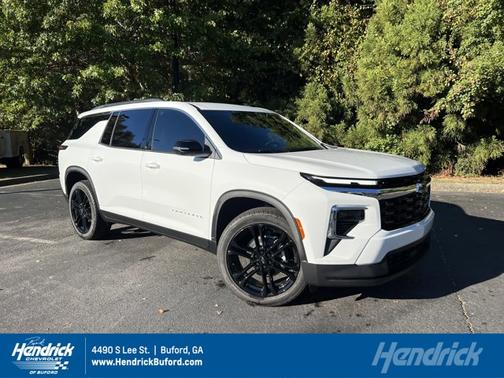 2026 Chevrolet Traverse FWD LT