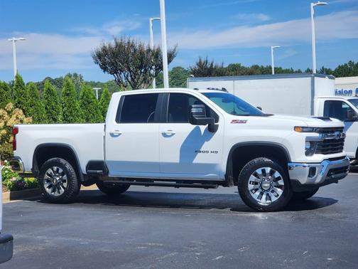 2024 Chevrolet Silverado 2500 LT