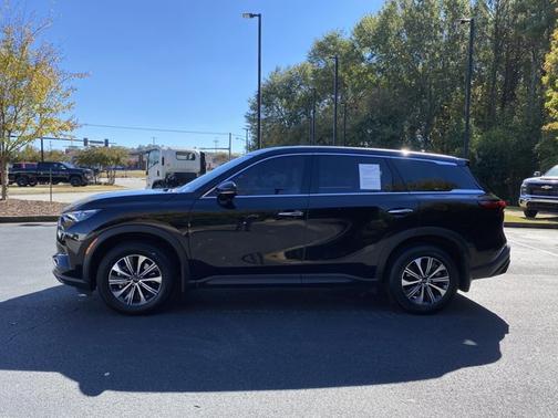 2024 INFINITI QX60 PURE