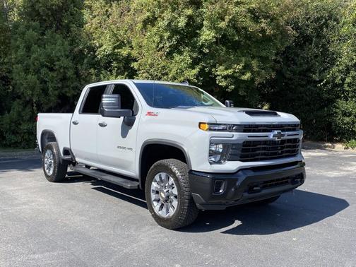 2024 Chevrolet Silverado 2500 Custom
