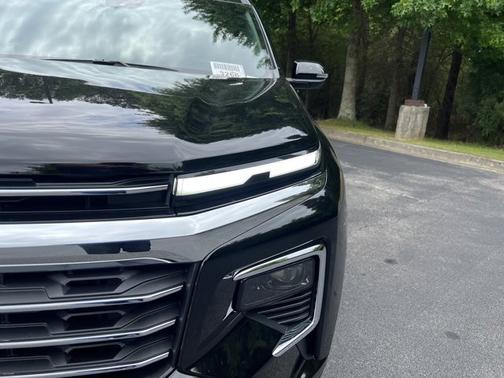 2025 Chevrolet Traverse FWD LT