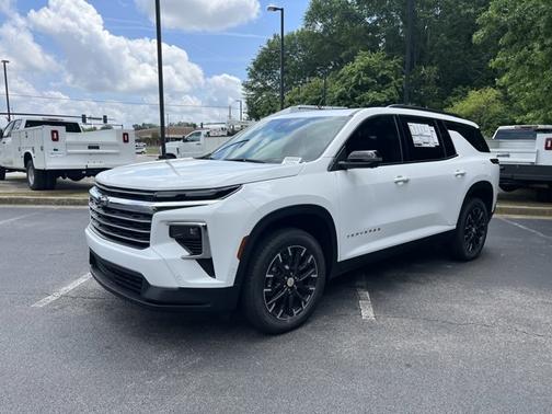 2025 Chevrolet Traverse FWD LT