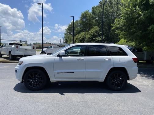 2018 Jeep Grand Cherokee Altitude