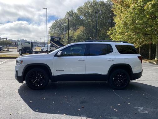 2022 GMC Acadia SLT