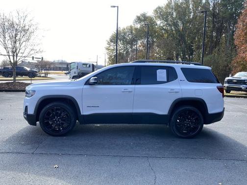 2022 GMC Acadia SLT