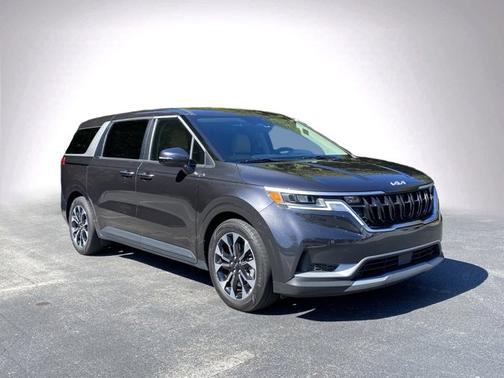 2024 Kia Carnival EX