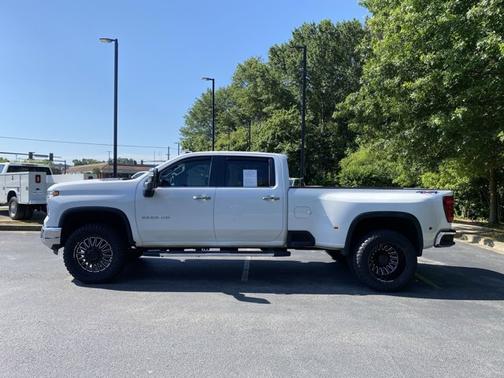 2024 Chevrolet Silverado 3500 LTZ
