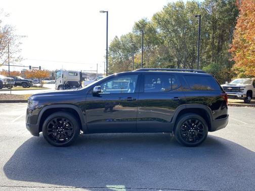 2022 GMC Acadia SLT