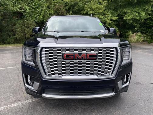 Midnight Blue Metallic 2023 GMC Yukon Denali
