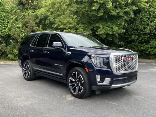 Midnight Blue Metallic 2023 GMC Yukon Denali