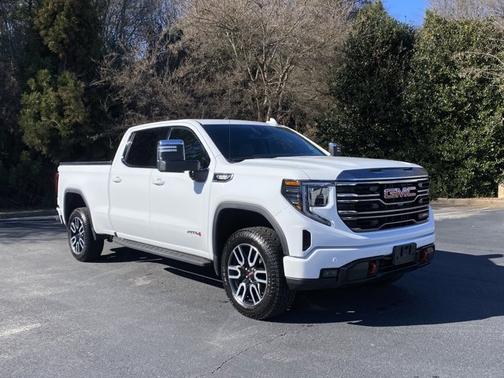 2024 GMC Sierra 1500 AT4