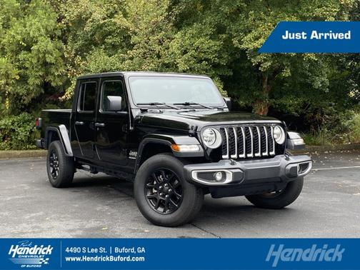 2023 Jeep Gladiator Overland