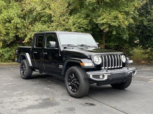 2023 Jeep Gladiator Overland