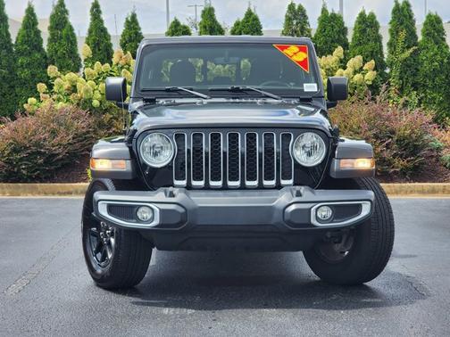 2023 Jeep Gladiator Overland