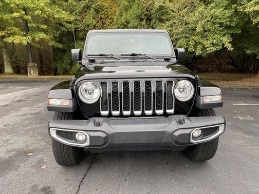 2023 Jeep Gladiator Overland