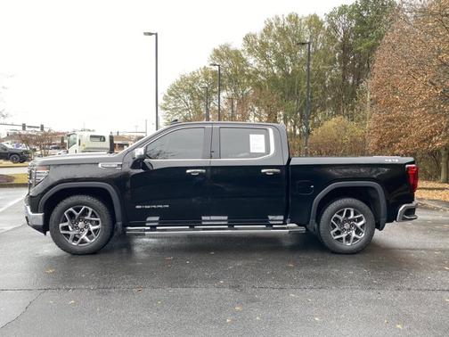 2022 GMC Sierra 1500 SLT