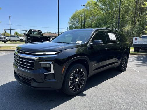 2025 Chevrolet Traverse FWD LT