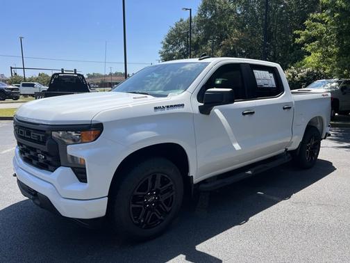 2025 Chevrolet Silverado 1500 Custom