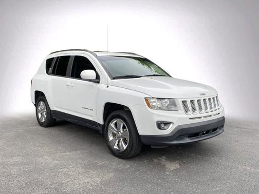 Bright White Clearcoat 2015 Jeep Compass High Altitude Edition