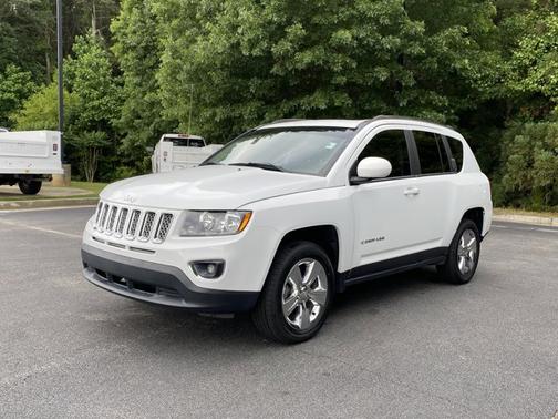 Bright White Clearcoat 2015 Jeep Compass High Altitude Edition