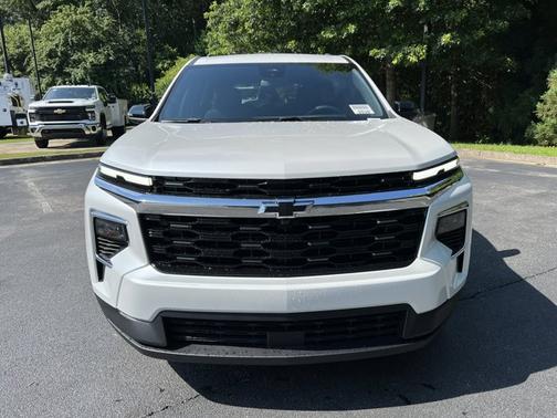 2025 Chevrolet Traverse FWD LT