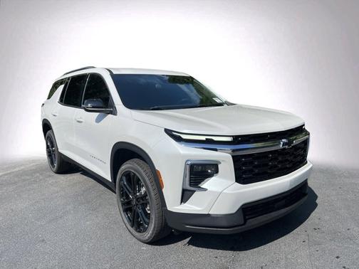 2025 Chevrolet Traverse FWD LT