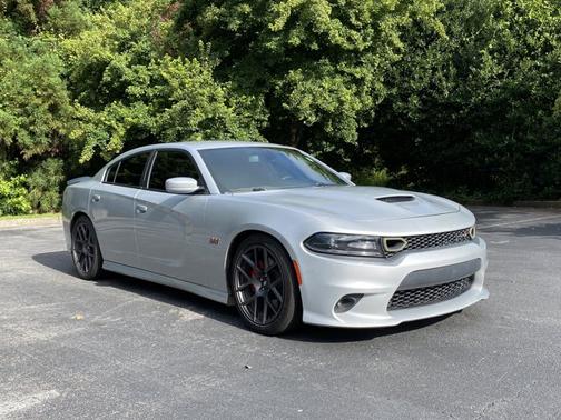 2019 Dodge Charger Scat Pack