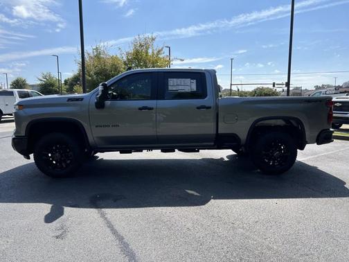 2025 Chevrolet Silverado 2500 Custom