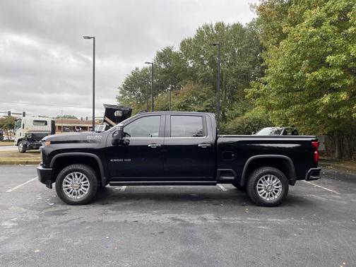 2022 Chevrolet Silverado 2500 High Country