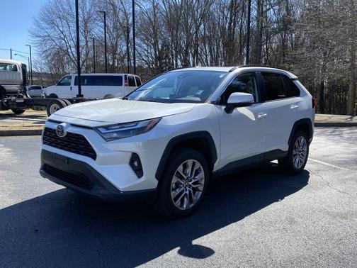 2022 Toyota RAV4 XLE Premium
