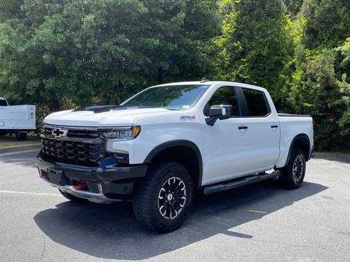 Summit White 2024 Chevrolet Silverado 1500 ZR2