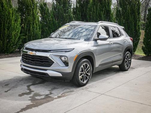 Sterling Gray Metallic 2024 Chevrolet Trailblazer LT