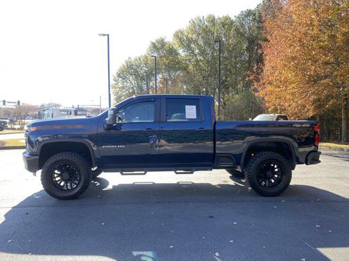 2022 Chevrolet Silverado 2500 Custom