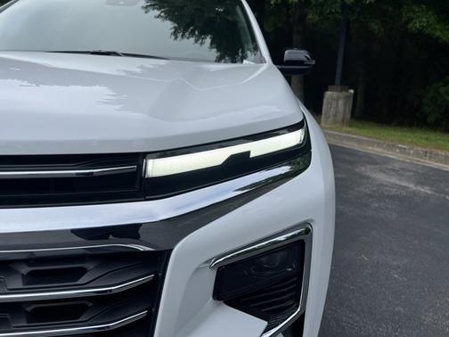2025 Chevrolet Traverse FWD LT