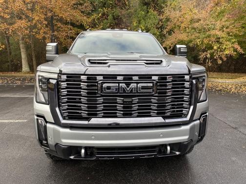2024 GMC Sierra 2500 Denali