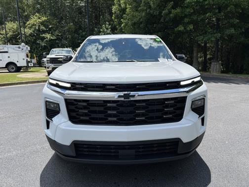 2025 Chevrolet Traverse FWD LT