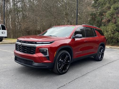 2026 Chevrolet Traverse FWD LT