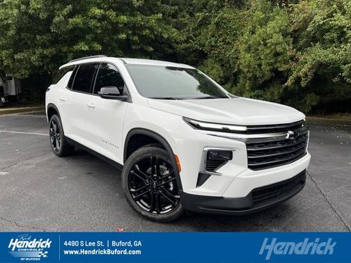 2026 Chevrolet Traverse FWD LT