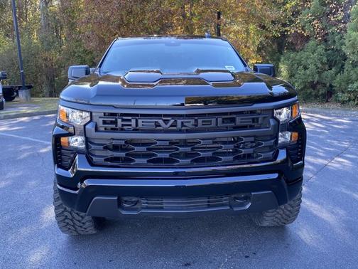 2025 Chevrolet Silverado 1500 Custom Trail Boss