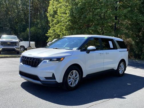 2024 Kia Carnival LX