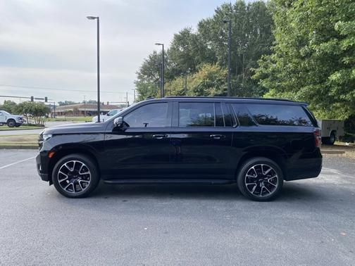 2022 Chevrolet Suburban RST