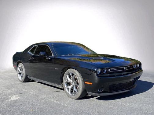 2017 Dodge Challenger R/T