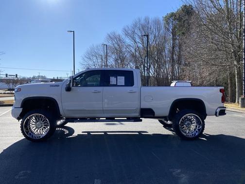 2024 Chevrolet Silverado 2500 High Country