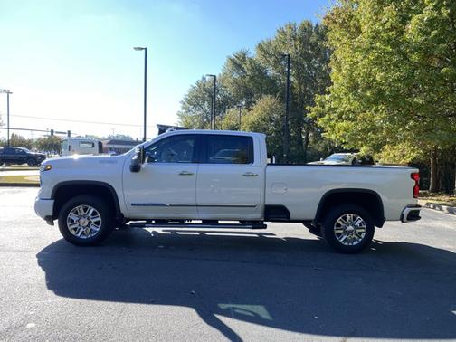 2024 Chevrolet Silverado 2500 High Country