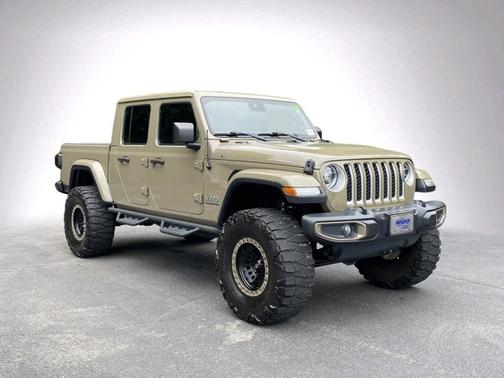 Gator Clearcoat 2020 Jeep Gladiator Overland