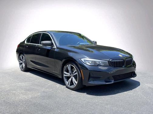 Black Sapphire Metallic 2020 BMW 330 i