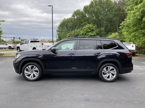 2022 Volkswagen Atlas 2.0T SE w/Technology