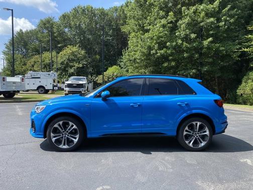 2022 Audi Q3 S line Premium Plus